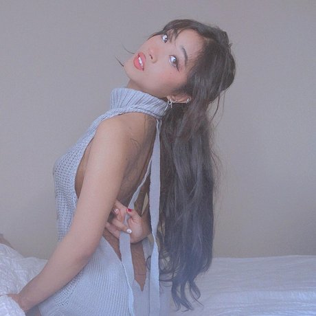 Stan Sumalee ポルノスター 裸 写真