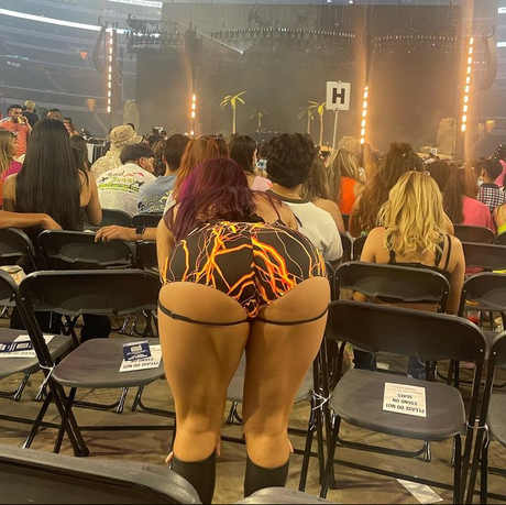 Zaina Lopez ポルノスター エロティック 写真