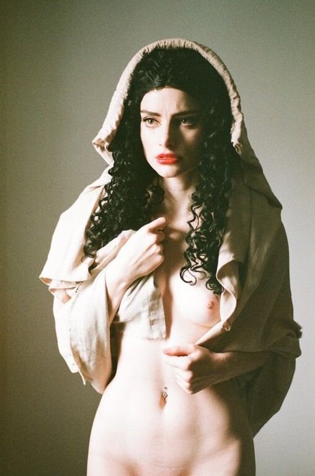 Rotten Queen トップスター ギャラリー