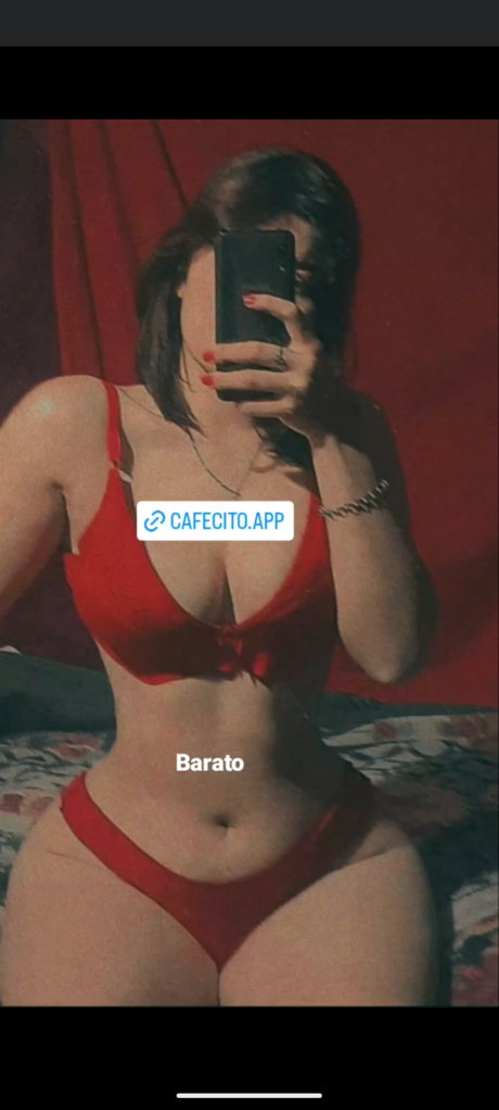 Marcela Chaparro アートスター 写真