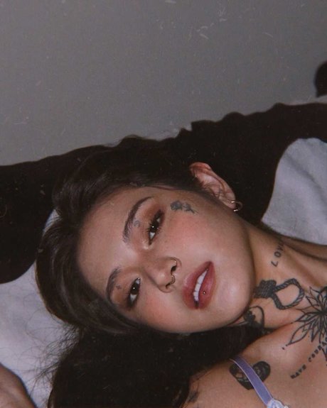 Andy blossom ポルノモデル 写真