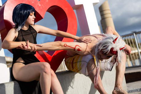 Emily cos スター xxx ギャラリー