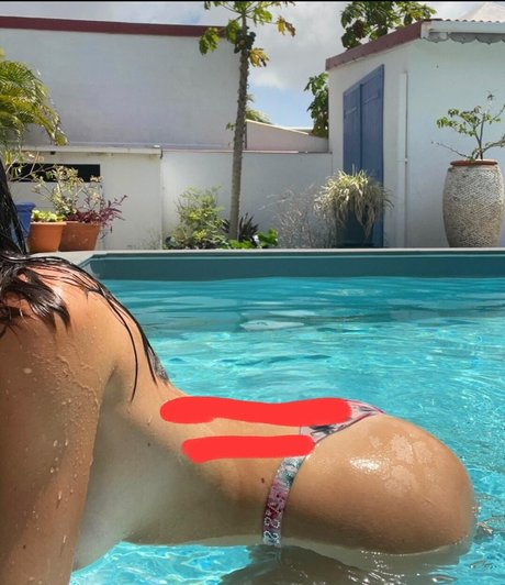 おっぱいオンリーファンズ 美しいポルノ 写真