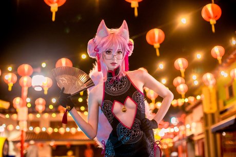 美しい足 オンリーファンズ ヌード 写真