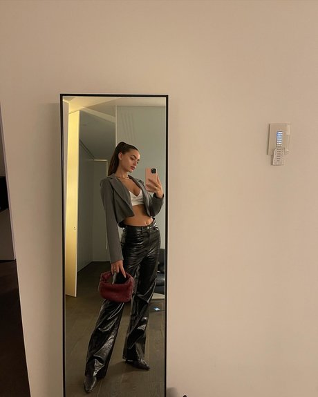 手袋オンリーファンズ 無料ポルノ ギャラリー