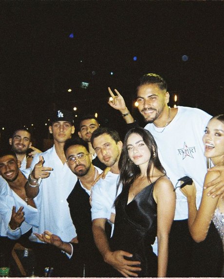 Yael Shelbia ポルノスター アダルト 画像