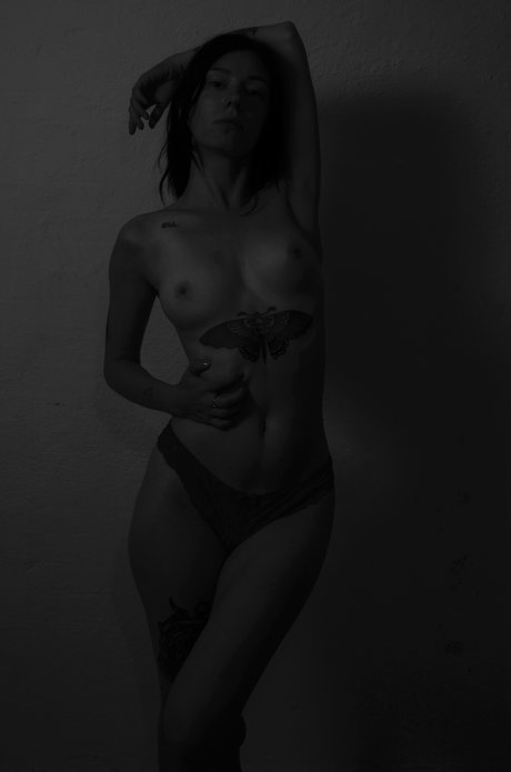 Emma Bernhoff アダルトスター 写真