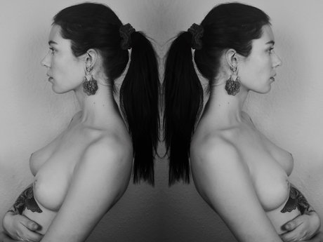 Emma Bernhoff ポルノスター ヌード 写真