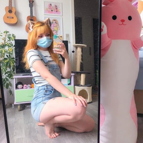 Lilsolle Chickpii 無料のポルノスター アーカイブ