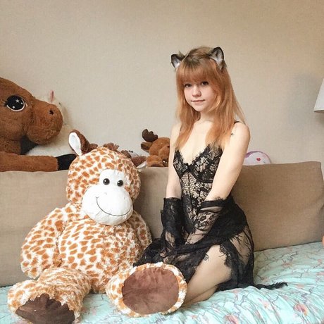 小さいペニスのオンリーファンズ セクシーヌード ギャラリー