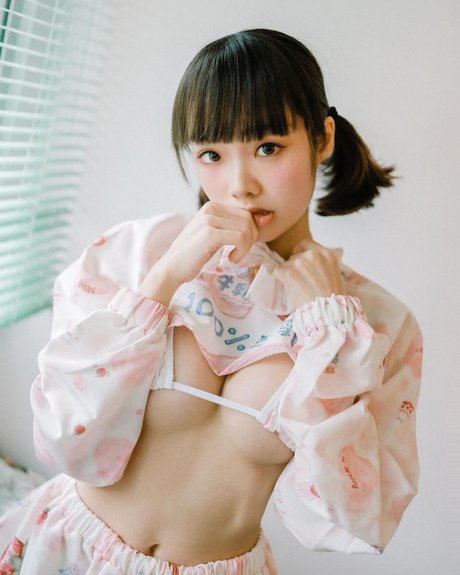 Queenie Lam アートスター 画像