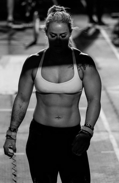 Dani Speegle セクシーなスター 画像