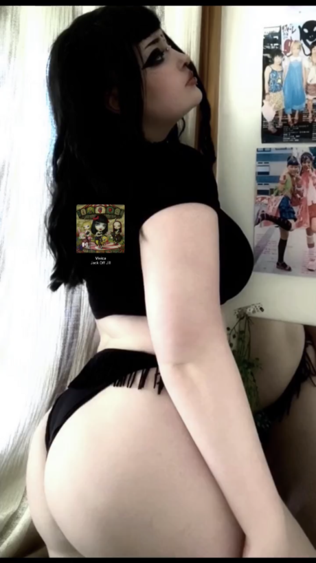 最もホットなレディボーイオンリーファンズ 美しいヌード 写真