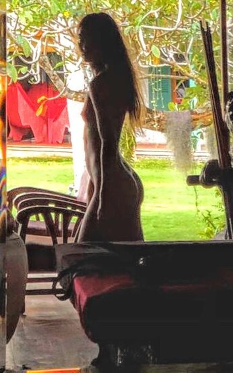 BDSM奴隷オンリーファンズ セクシー裸 画像