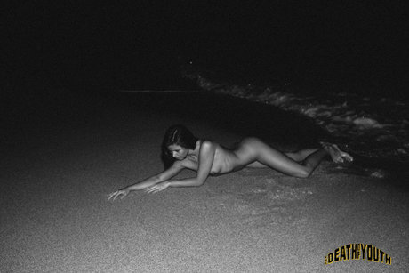 Oliwia Pawelczak アート女優 写真