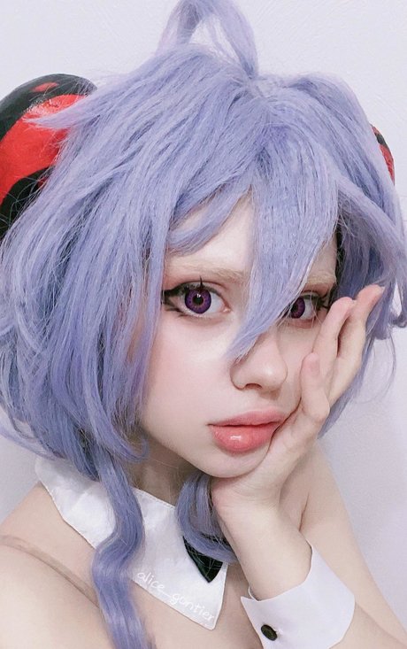 Alice Marshmellow ポルノ女優 ギャラリー