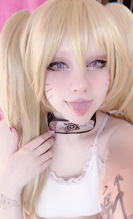 おっぱい自撮りオンリーファンズ ポルノ 写真