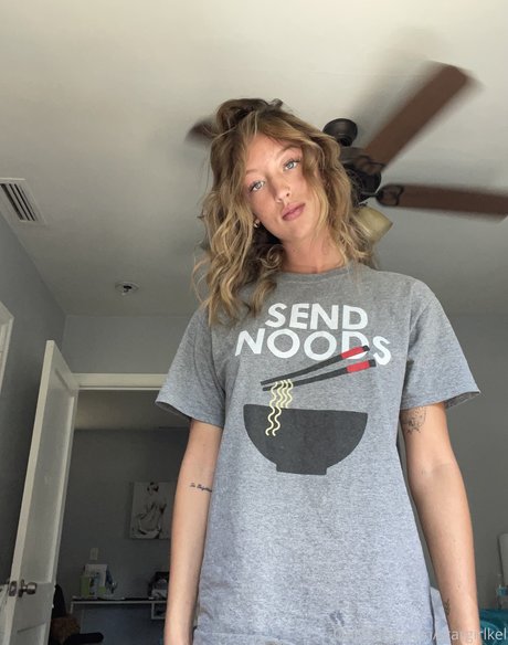 Kelsey Oreilly 無料モデル 画像