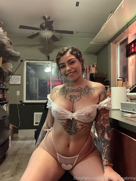Sabrina Ramirez ポルノスター パーフェクト ギャラリー