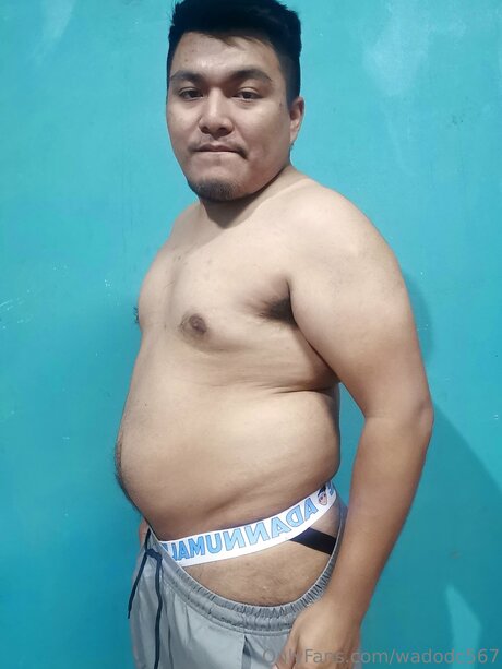金髪の小人オンリーファンズ HD 画像