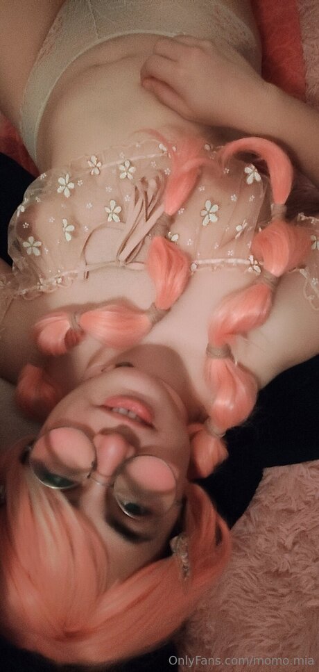 Momo Moonmoon 素敵なモデル 写真