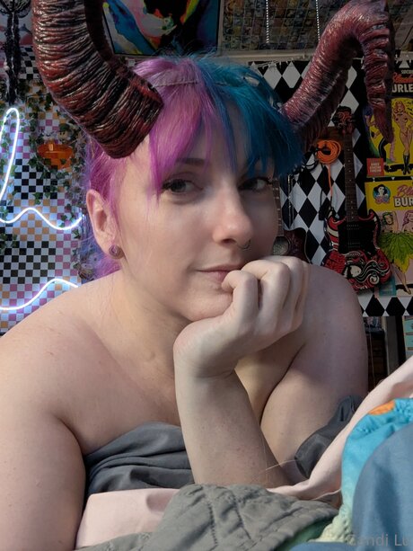 Candice C9m3ra ポルノスター ヌード ギャラリー