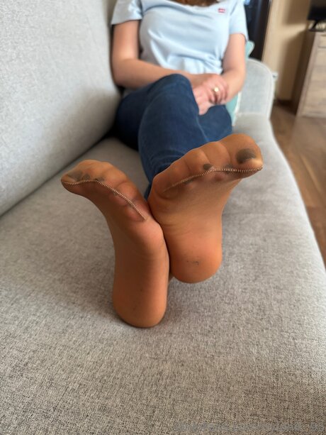 おっぱいオンリーファンズ ホット裸 写真