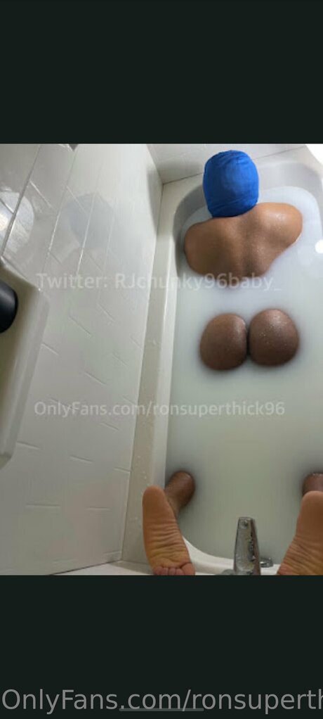 オンリーファンズを崇拝する ポルノグラフィック ギャラリー