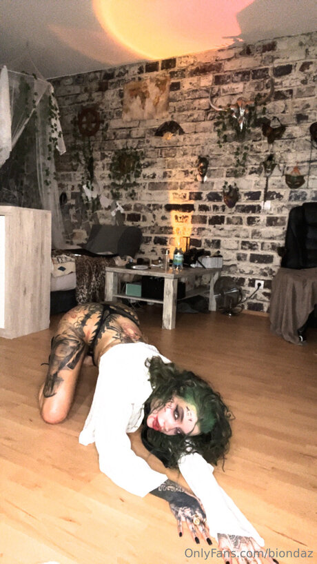 オニオンオンリーファン ポルノ 画像