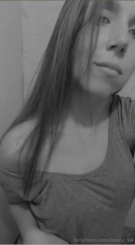 Skinny 94 美しい女優 写真