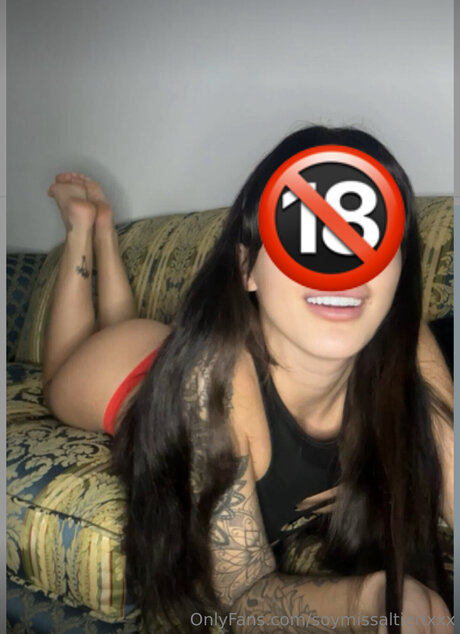 Soymissaltierixxx ポルノスター 写真