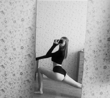 lizasexxcoach ヌード女優 写真