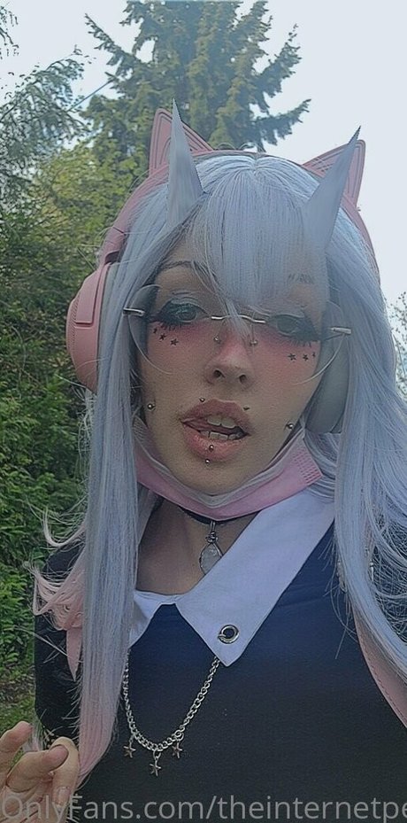 アマチュアレズビアンオンリーファンズ 美しい 写真