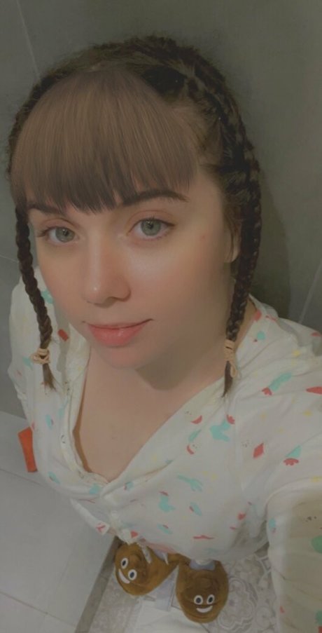 mirniy ポルノスター パーフェクト 写真