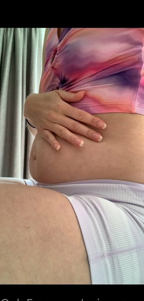 巨乳ソロオンリーファンズ ヌード 写真