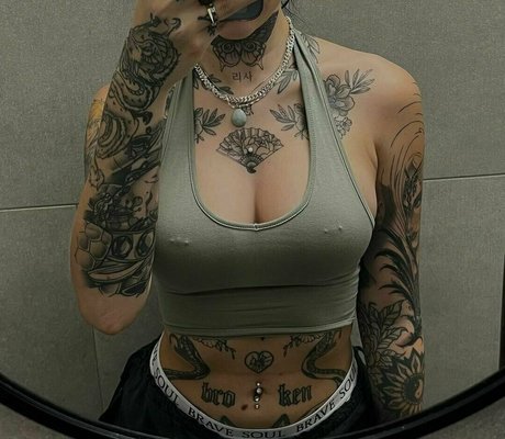 yami liia 無料のスター 写真