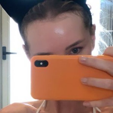 DMオンリーファン セクシーヌード 画像