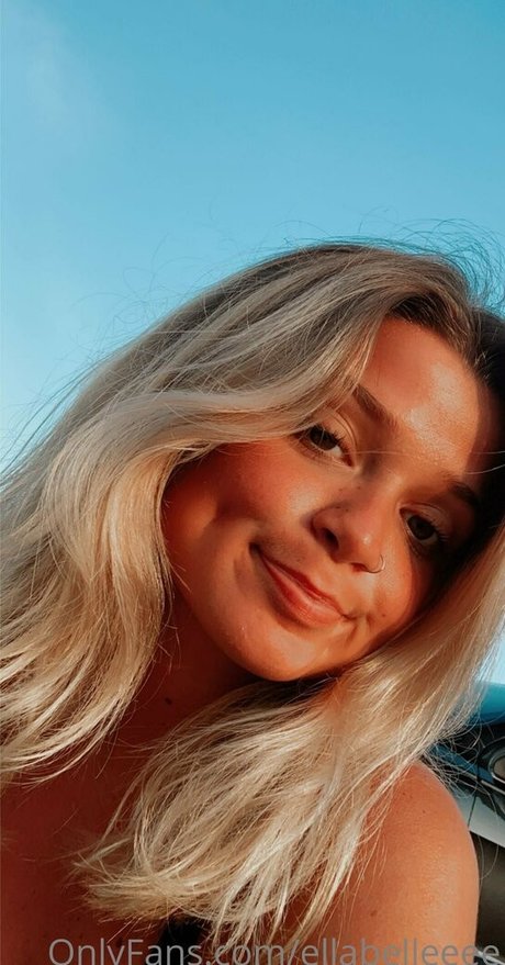 ellabelleeee 最高のスター アーカイブ