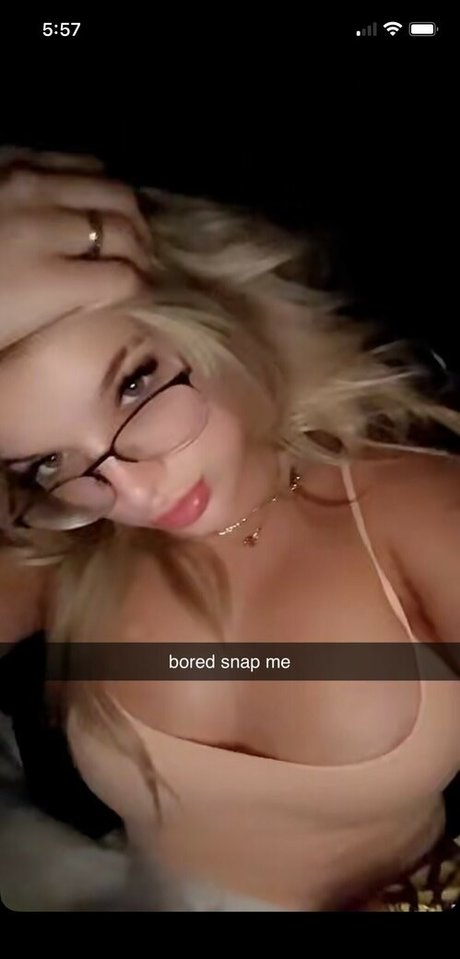 katerinacarney HDポルノスター 写真