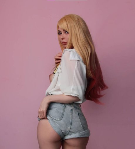 Hessakai エロティックなポルノスター 画像