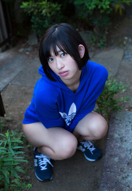 曲線美のレズビアンオンリーファンズ ホット 写真