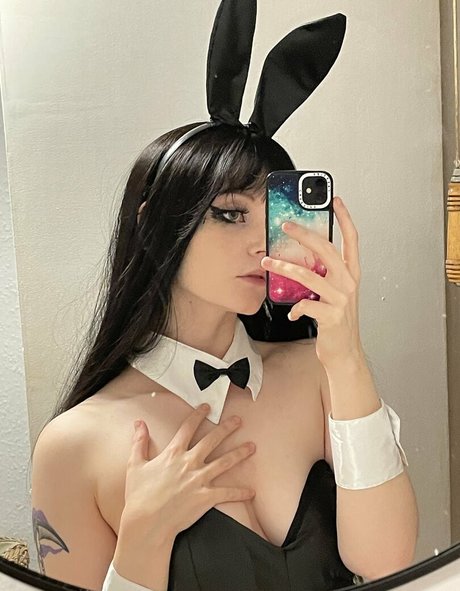 egirlshadowx ヌードスター 写真