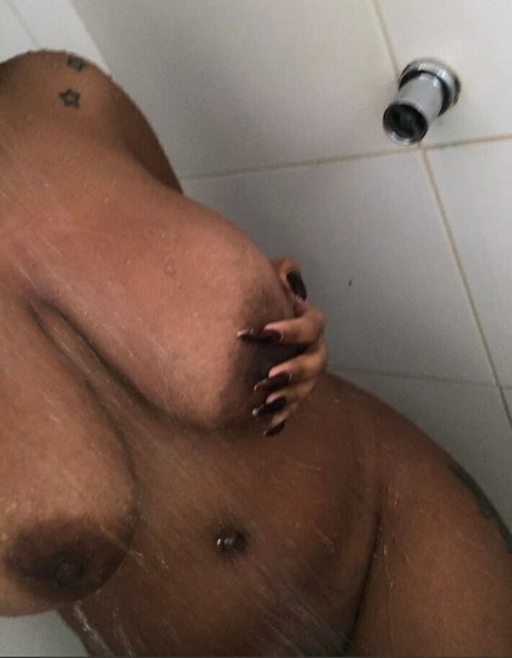 小さいペニスのオンリーファンズ パーフェクト 写真