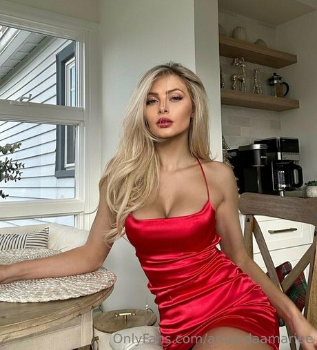 Amandaamariee ポルノスター xxx 写真