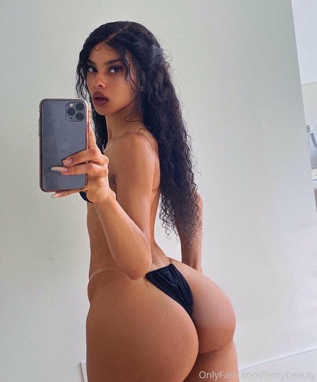 lemybeauty 無料のポルノスター ギャラリー