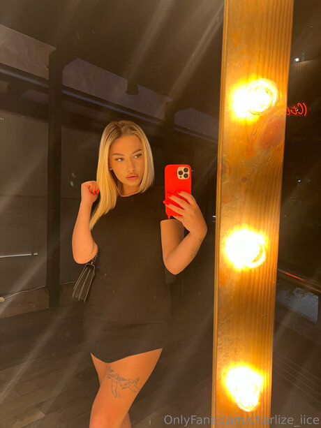 Anya Ice ポルノ女優 画像