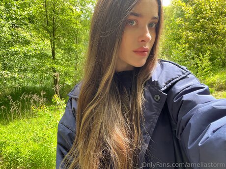 Ameliastorm ヌードモデル 画像
