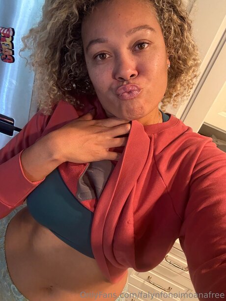 完璧なボディ オンリーファンズ パーフェクト 画像