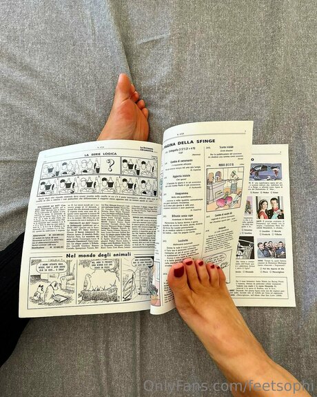 Feetsophi 高品質モデル 写真