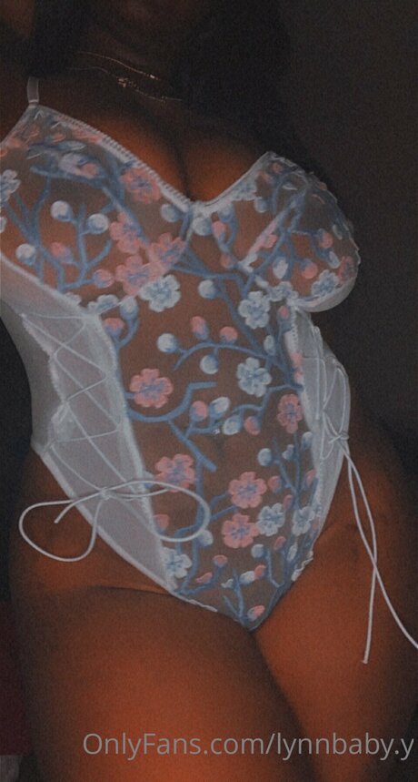 裸ヨガオンリーファンズ ポルノグラフィック ギャラリー